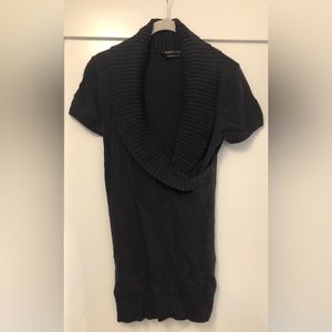 Dark navy short-sleeve cowl-neck BCBGMAXAZRIA fall sweater (M) 🍂